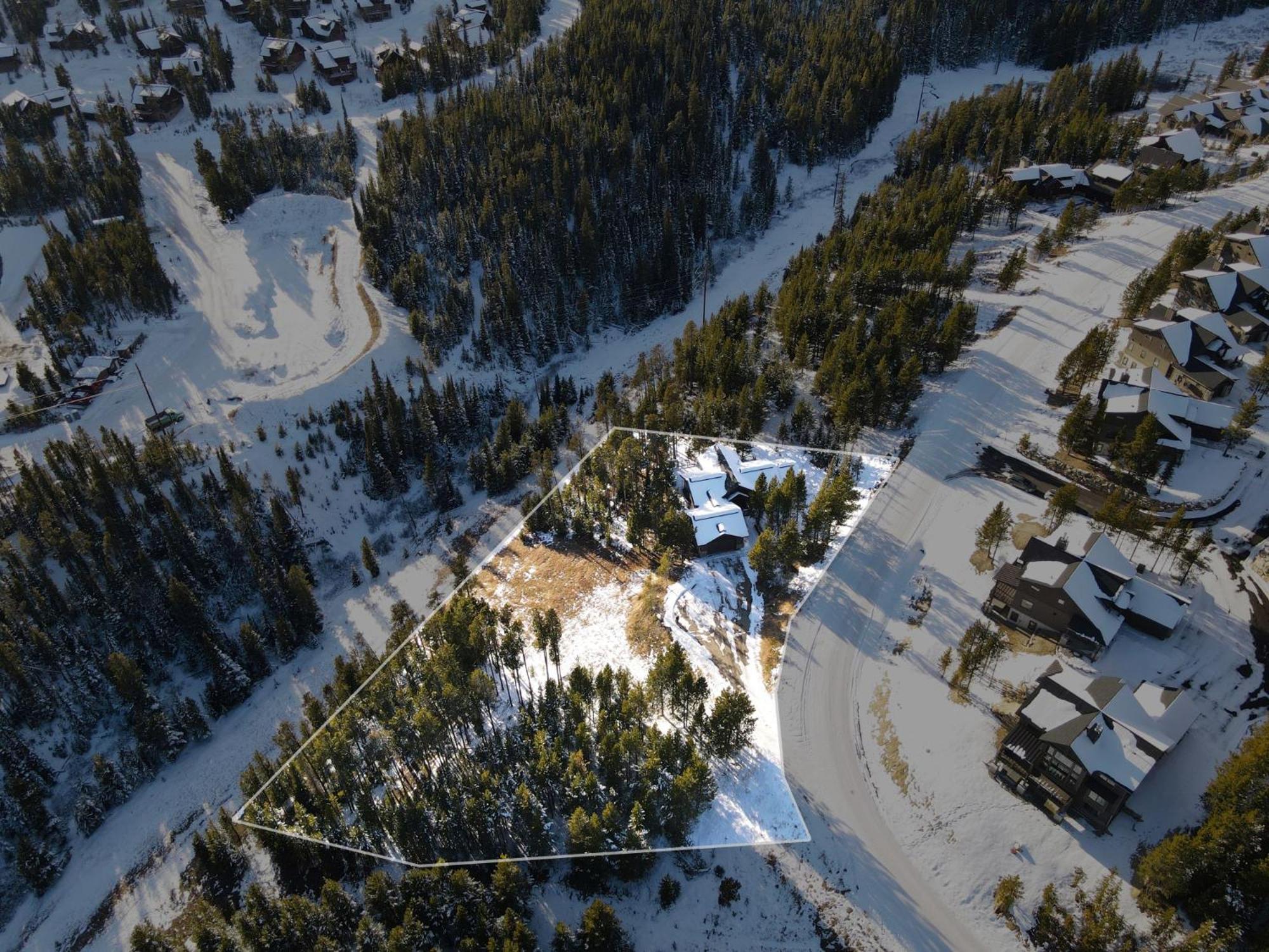 Rising Bull Lodge Big Sky Exterior photo